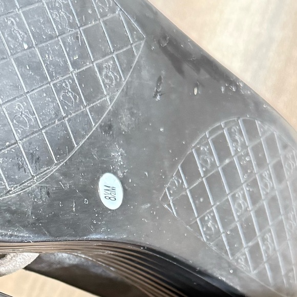 Donald Pliner Women's Fifi Flatform Thong Sandals metallic size 8.5 - Picture 3 of 6